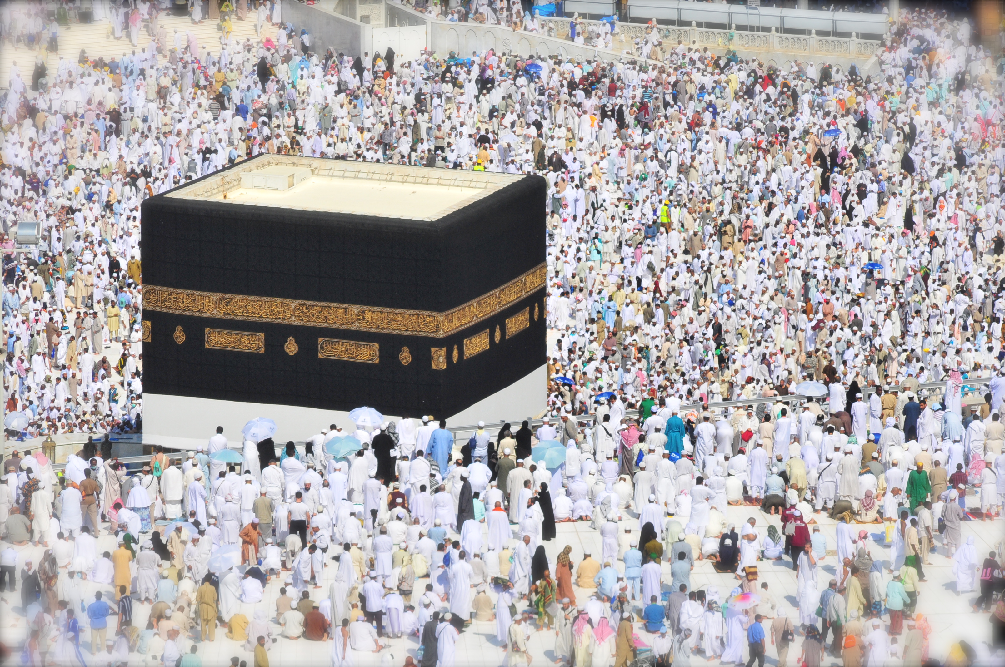 Foto pelaksanaan tawaf dalam rangkaian ibadah haji di Masjidil Haram, Makkah